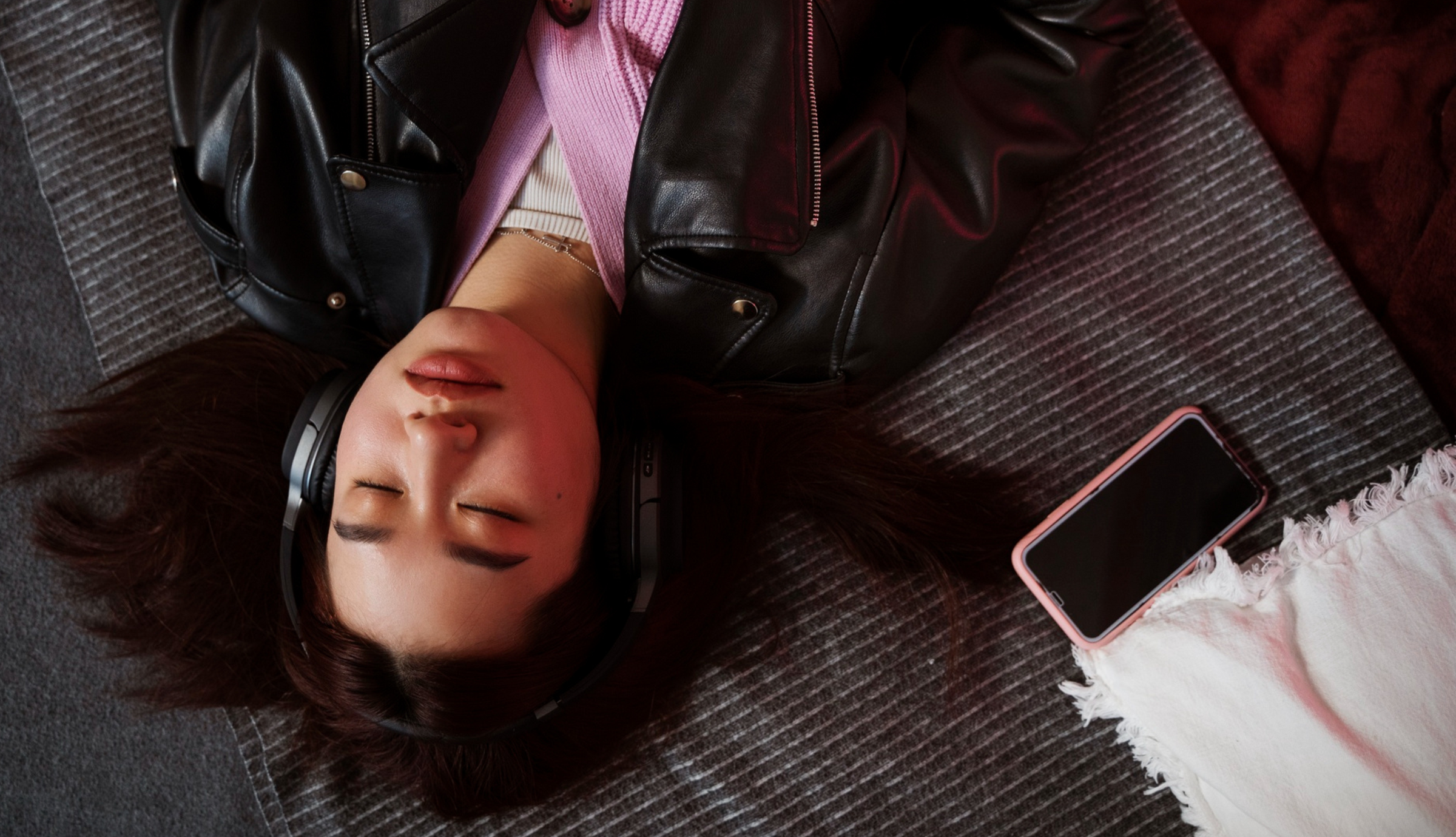 Young Woman Having a wonderful time sleeping - PulsePlay Tech